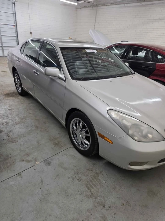 2004 Lexus ES 4th Gen - Image 3 of 5