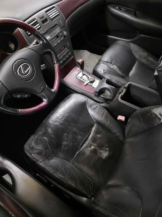 2004 Lexus ES 4th Gen - Image 4 of 5