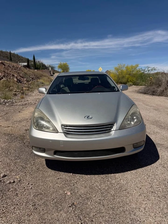2004 Lexus ES 4th Gen - Image 3 of 13