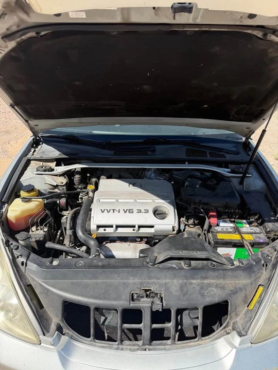 2004 Lexus ES 4th Gen - Image 12 of 13