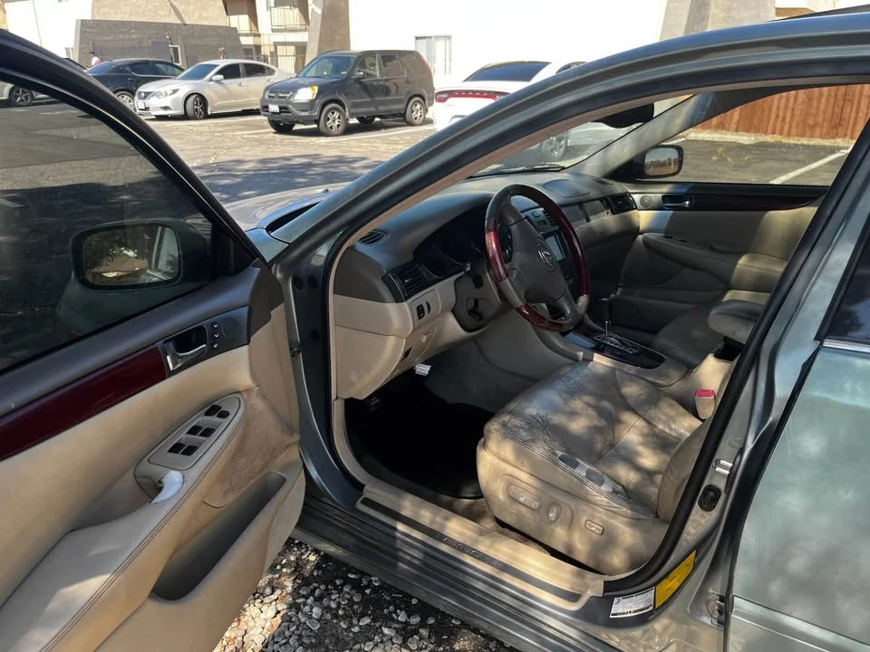 2004 Lexus ES 4th Gen - Image 3 of 11