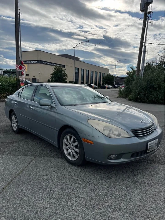 2004 Lexus ES 4th Gen - Image 2 of 6