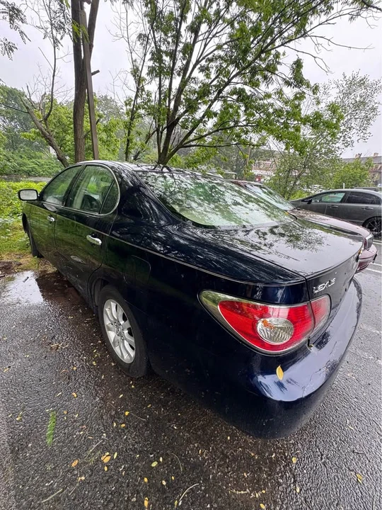 2004 Lexus ES 4th Gen - Image 2 of 5