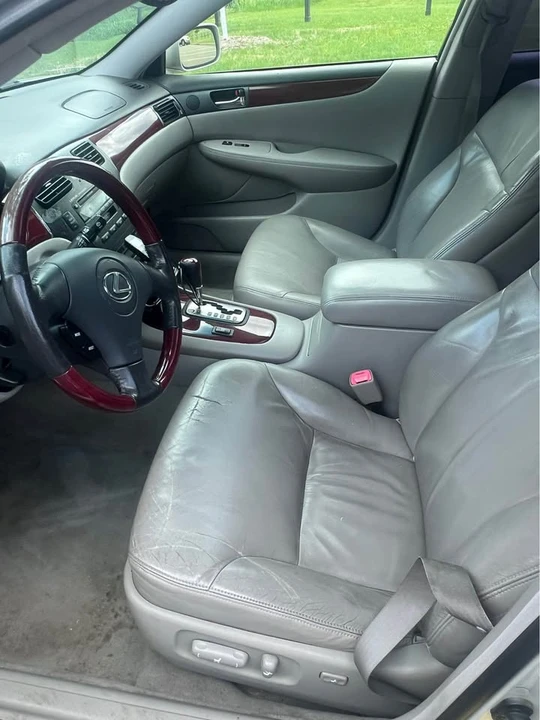 2004 Lexus ES 4th Gen - Image 5 of 8