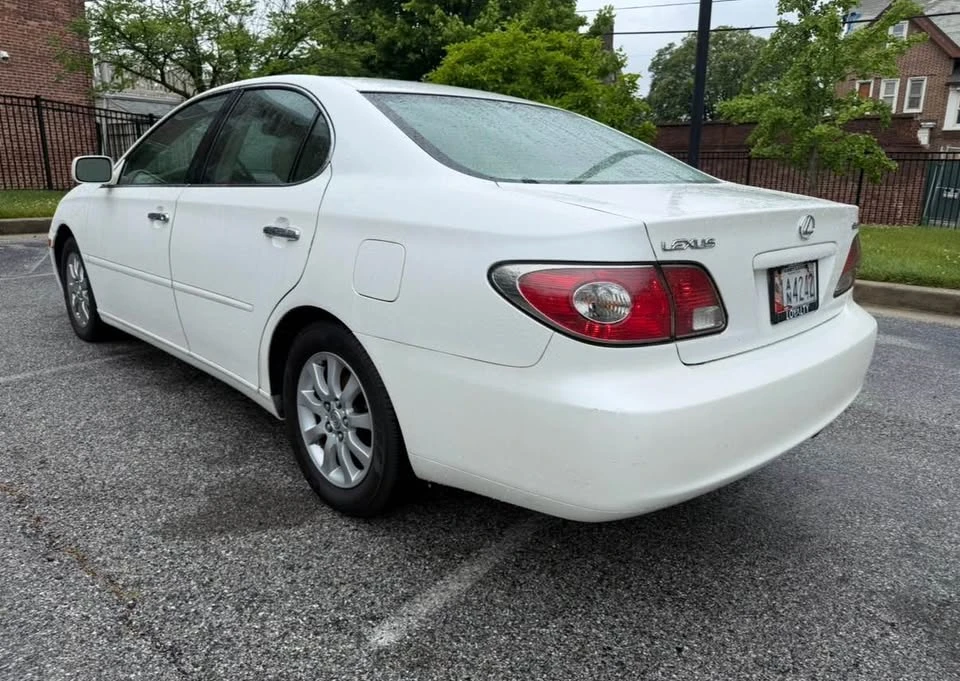 2004 Lexus ES 4th Gen - Image 5 of 7