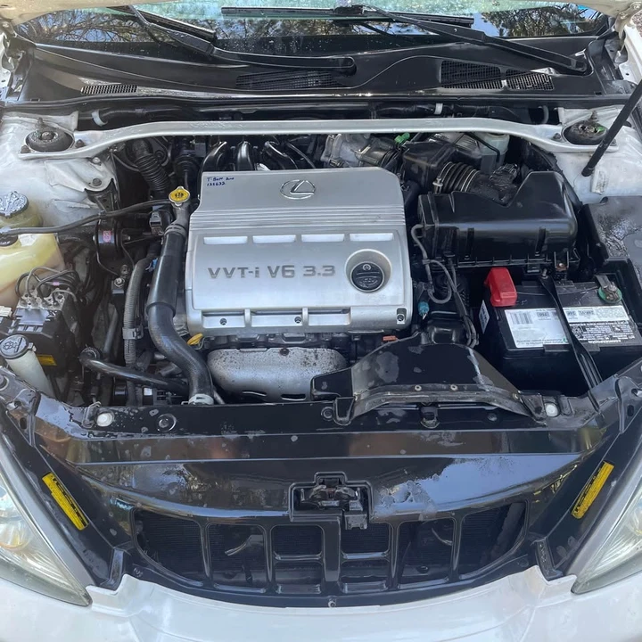 2004 Lexus ES 4th Gen - Image 18 of 21