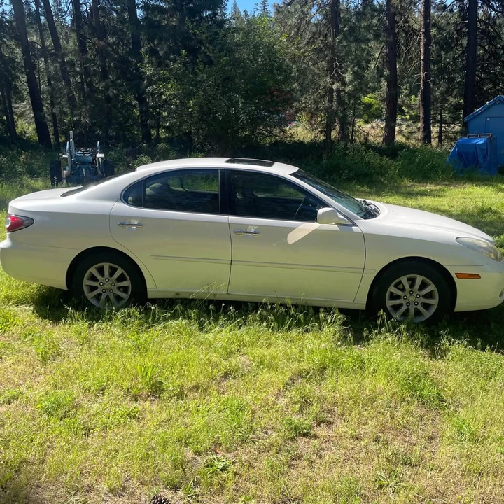 2004 Lexus ES 4th Gen - Image 5 of 21