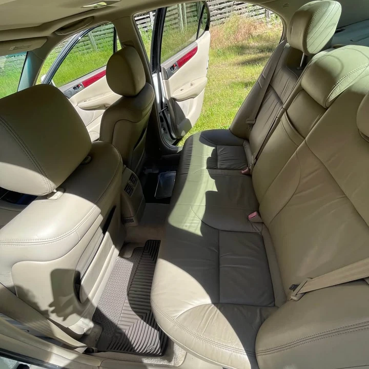 2004 Lexus ES 4th Gen - Image 9 of 21