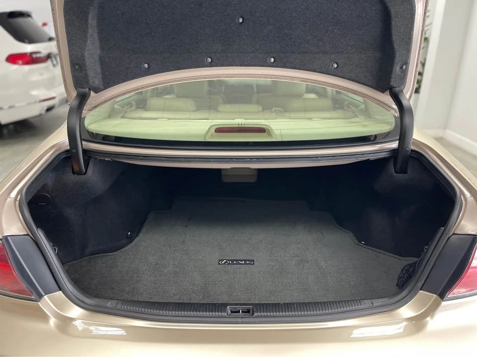 2004 Lexus ES 4th Gen - Image 15 of 19