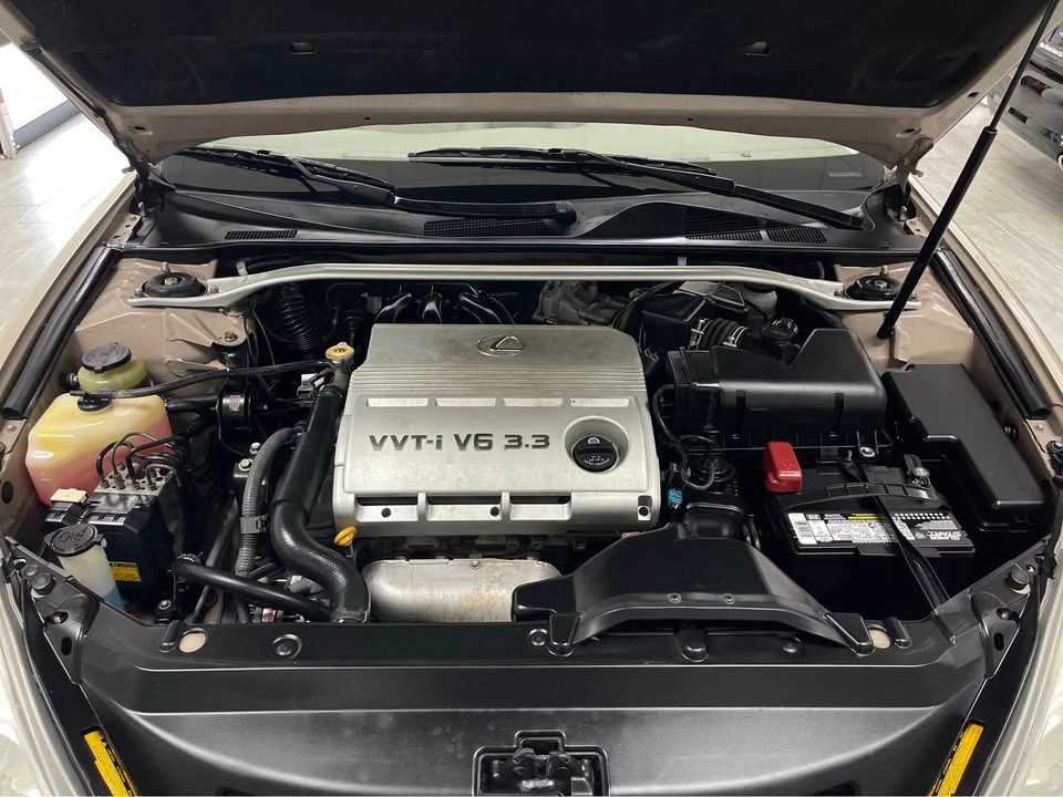 2004 Lexus ES 4th Gen - Image 19 of 19
