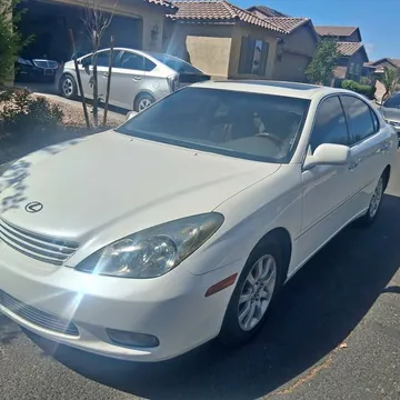 2004 Lexus ES 330 Sedan