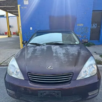 2004 Lexus ES 330 Sedan 4D