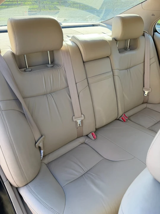 2004 Lexus ES 4th Gen - Image 25 of 31