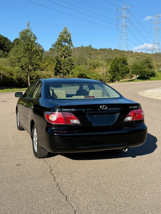 2004 Lexus ES 4th Gen - Image 4 of 31