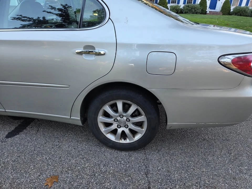 2004 Lexus ES 4th Gen - Image 5 of 5