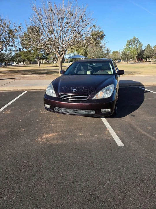 2004 Lexus ES 4th Gen - Image 2 of 10