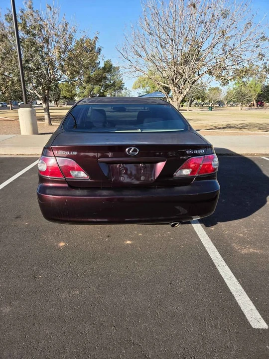 2004 Lexus ES 4th Gen - Image 4 of 10
