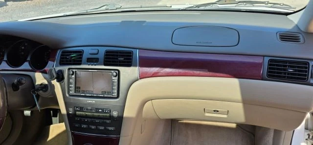 2004 Lexus ES 4th Gen - Image 14 of 20