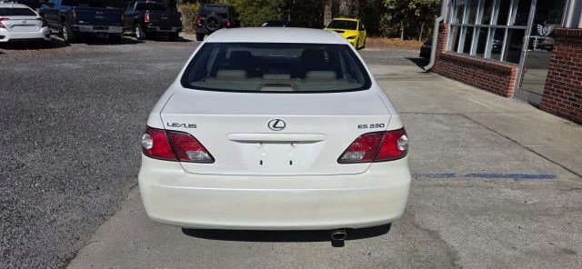 2004 Lexus ES 4th Gen - Image 7 of 20