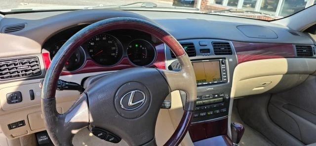 2004 Lexus ES 4th Gen - Image 12 of 20