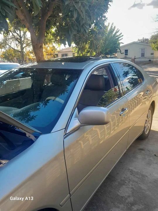 2004 Lexus ES 3rd Gen - Image 3 of 9