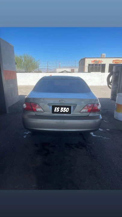 2004 Lexus ES 4th Gen - Image 2 of 9