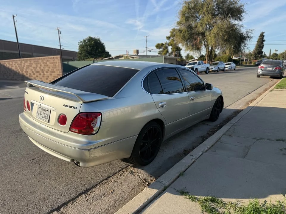 2004 Lexus GS 2nd Gen - Image 4 of 7