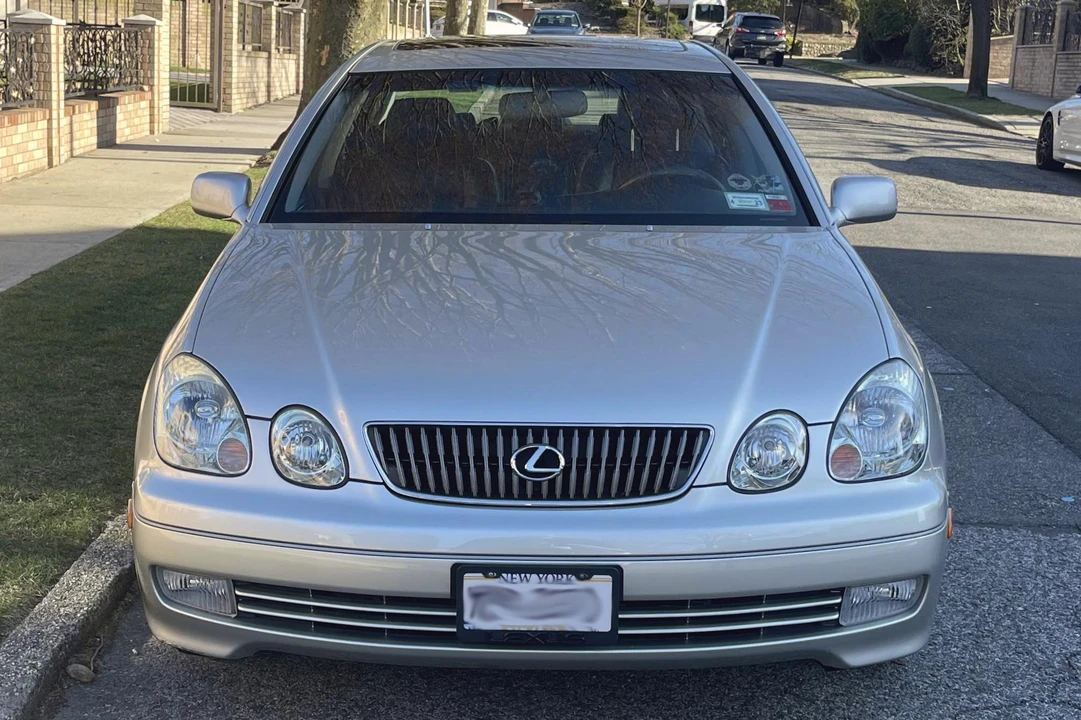 2004 Lexus GS 2nd Gen - Image 2 of 31