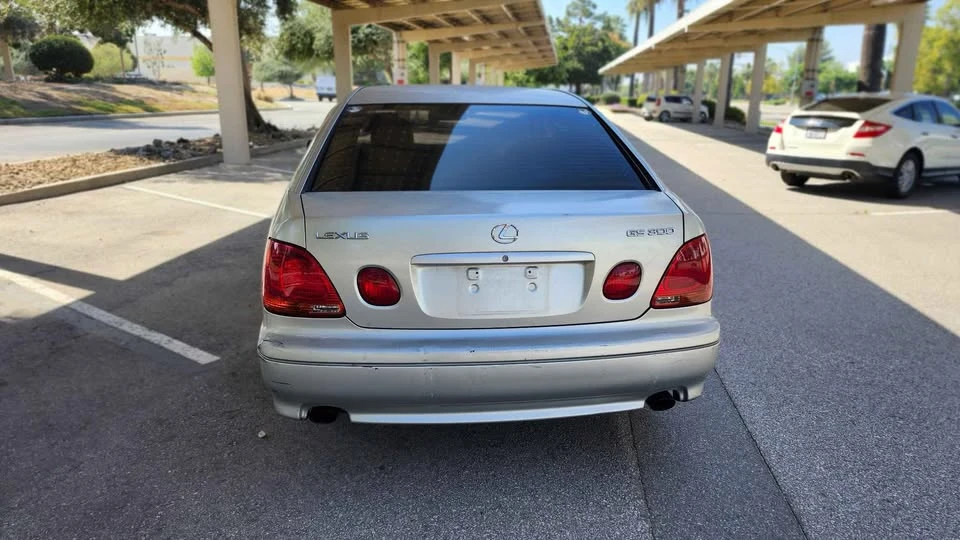2004 Lexus GS 2nd Gen - Image 8 of 14