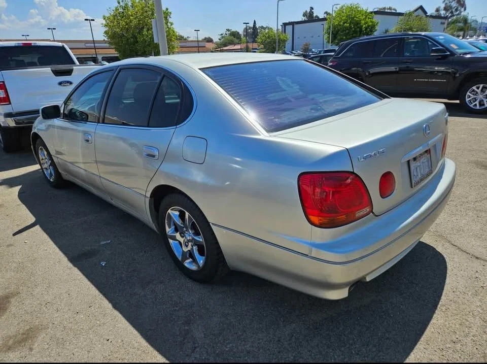 2004 Lexus GS 2nd Gen - Image 4 of 8