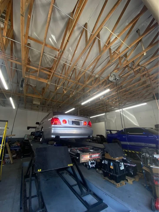 2004 Lexus GS 2nd Gen - Image 6 of 11