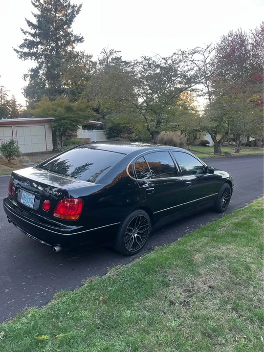 2004 Lexus GS 2nd Gen - Image 4 of 11
