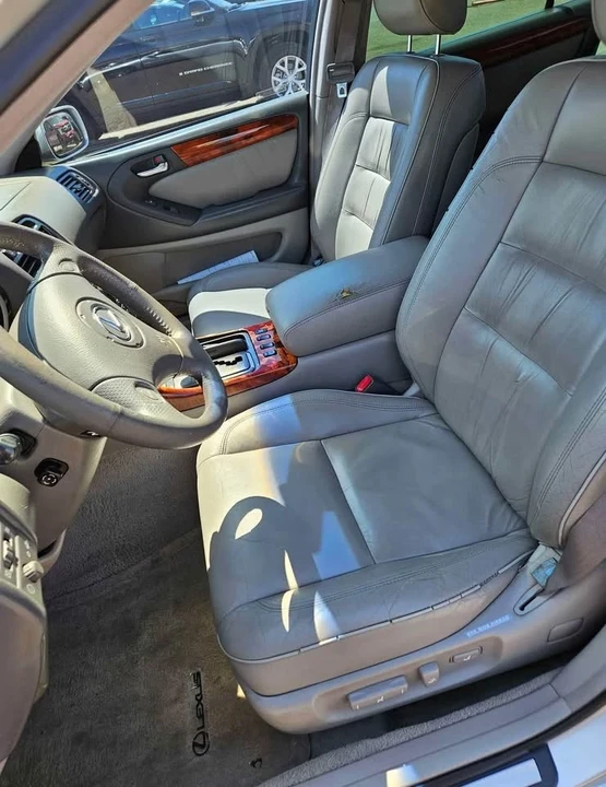 2004 Lexus GS 2nd Gen - Image 5 of 8