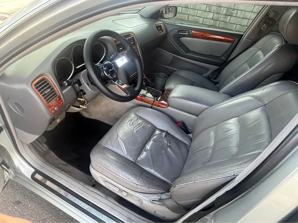 2004 Lexus GS 2nd Gen - Image 6 of 10