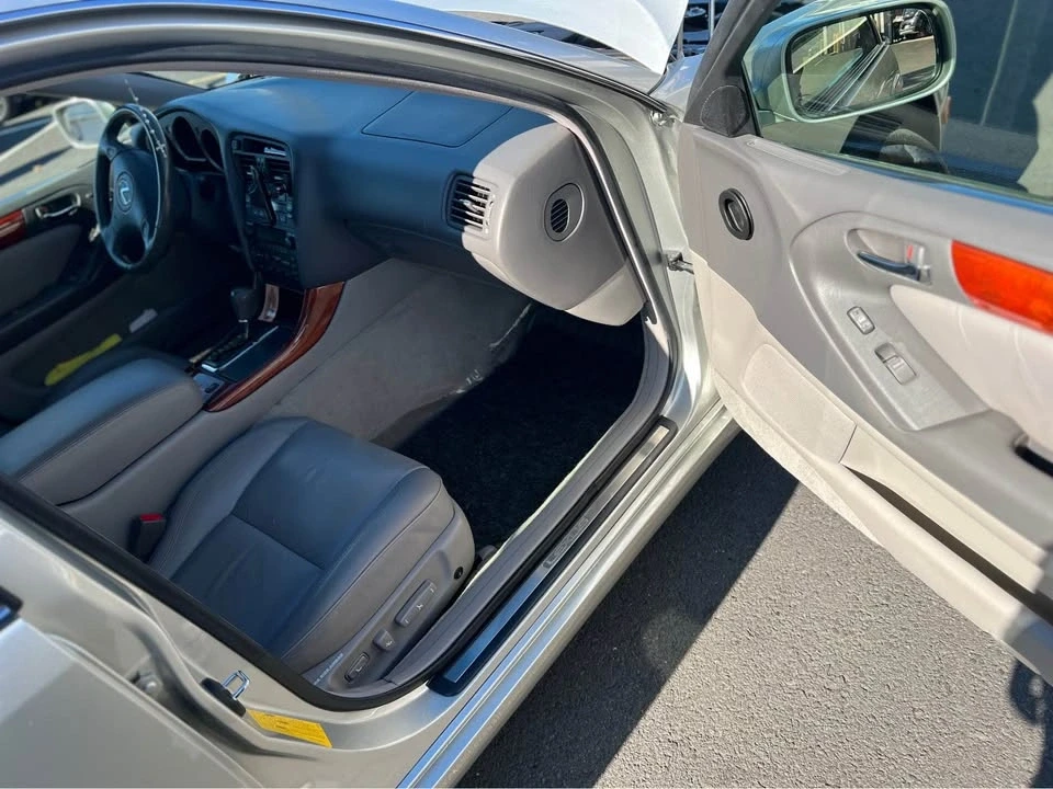 2004 Lexus GS 2nd Gen - Image 8 of 20