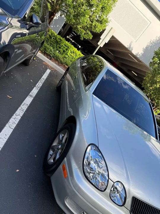 2004 Lexus GS 2nd Gen - Image 3 of 8