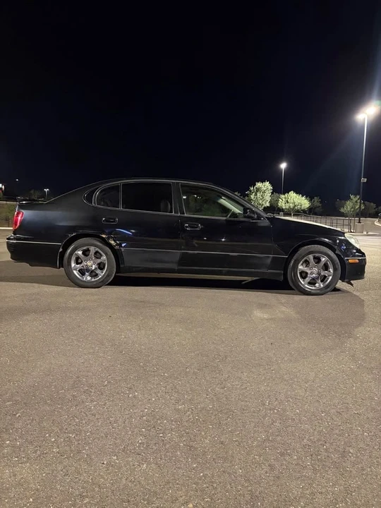 2004 Lexus GS 2nd Gen - Image 3 of 14