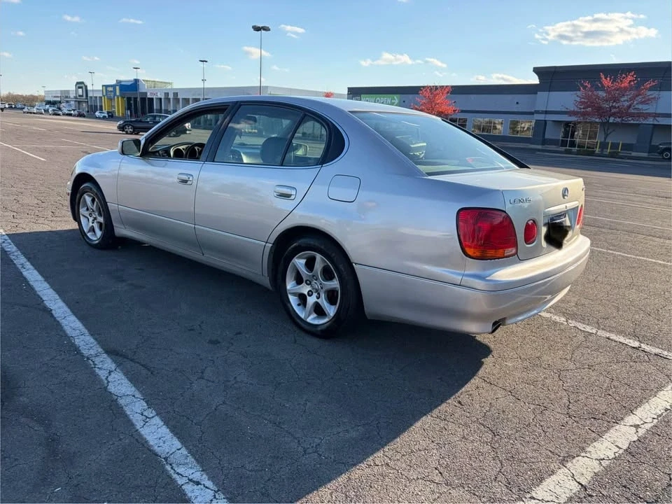 2004 Lexus GS 2nd Gen - Image 2 of 12