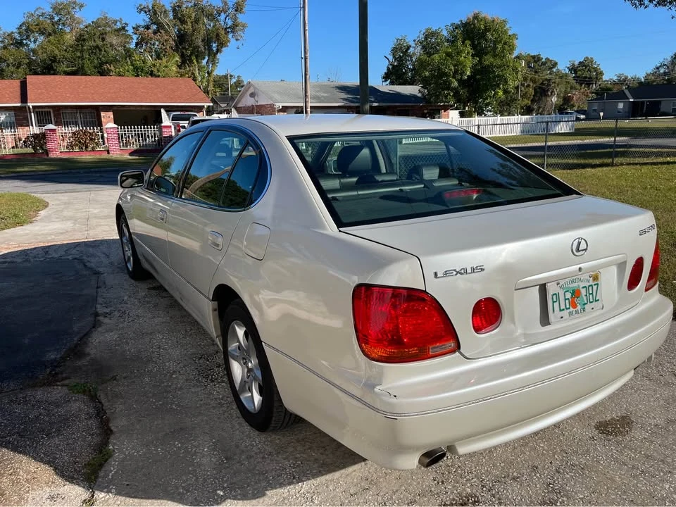 2004 Lexus GS 2nd Gen - Image 6 of 9