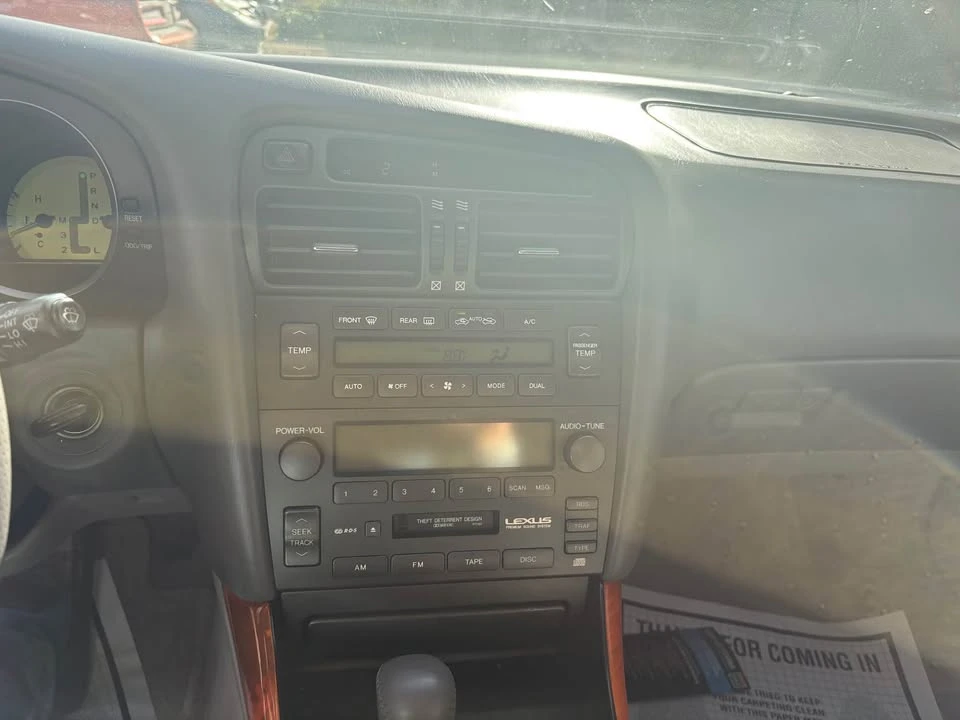 2004 Lexus GS 2nd Gen - Image 11 of 16