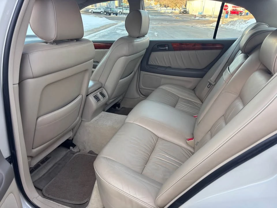 2004 Lexus GS 2nd Gen - Image 6 of 10