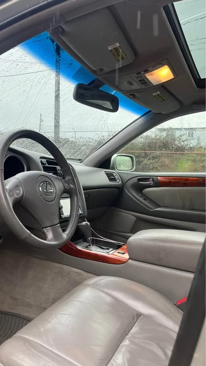 2004 Lexus GS 2nd Gen - Image 8 of 9