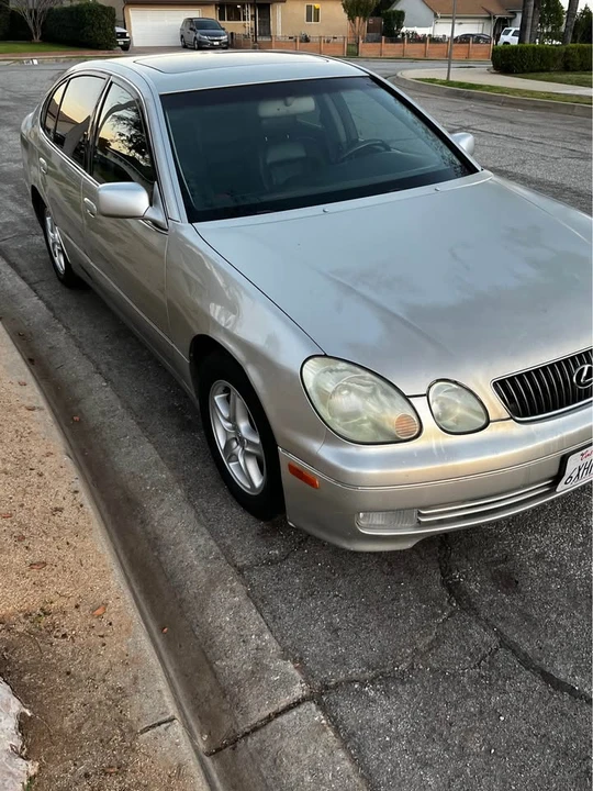 2004 Lexus GS 2nd Gen - Image 3 of 12