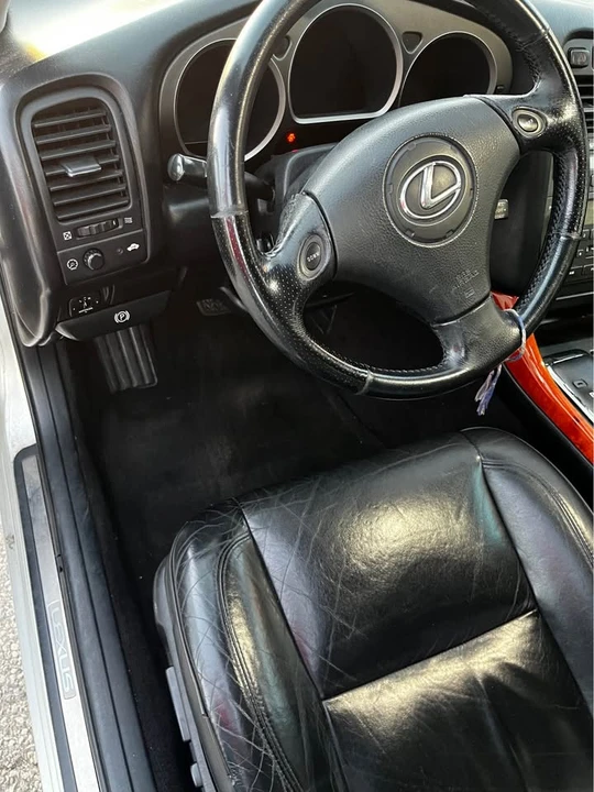 2004 Lexus GS 2nd Gen - Image 4 of 12