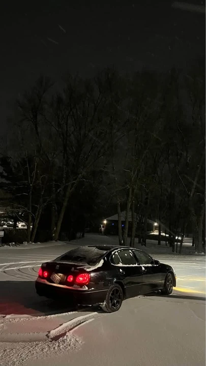 2004 Lexus GS 2nd Gen - Image 11 of 20