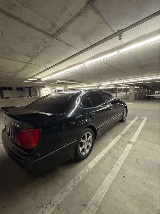 2004 Lexus GS 2nd Gen - Image 4 of 7