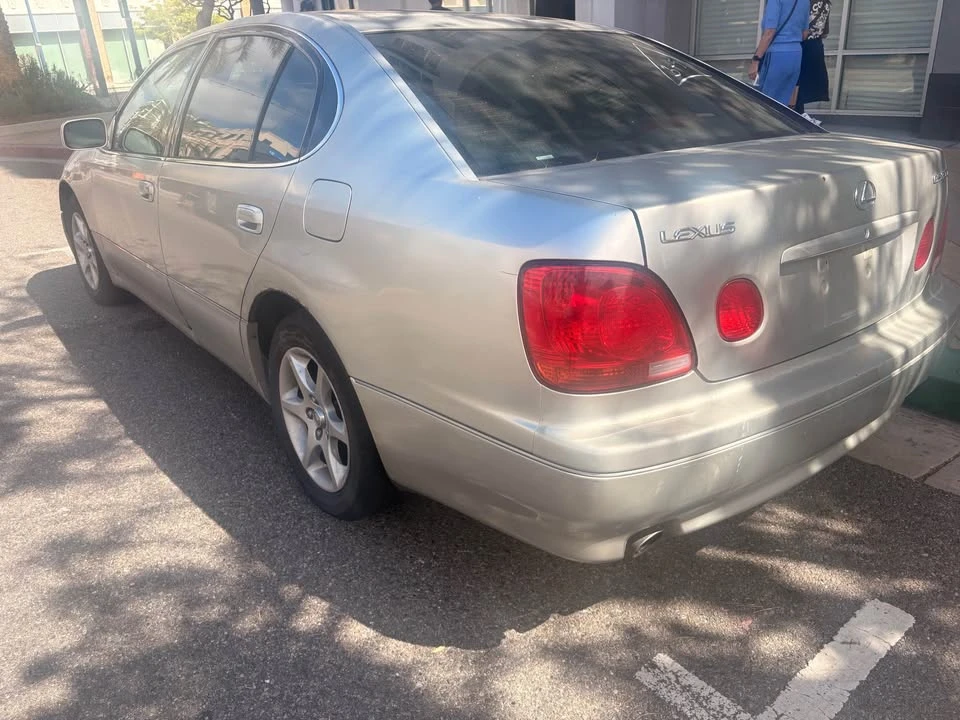2004 Lexus GS 2nd Gen - Image 4 of 4