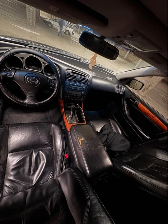 2004 Lexus GS 2nd Gen - Image 5 of 7