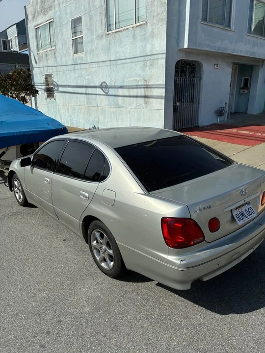 2004 Lexus GS 2nd Gen - Image 4 of 4
