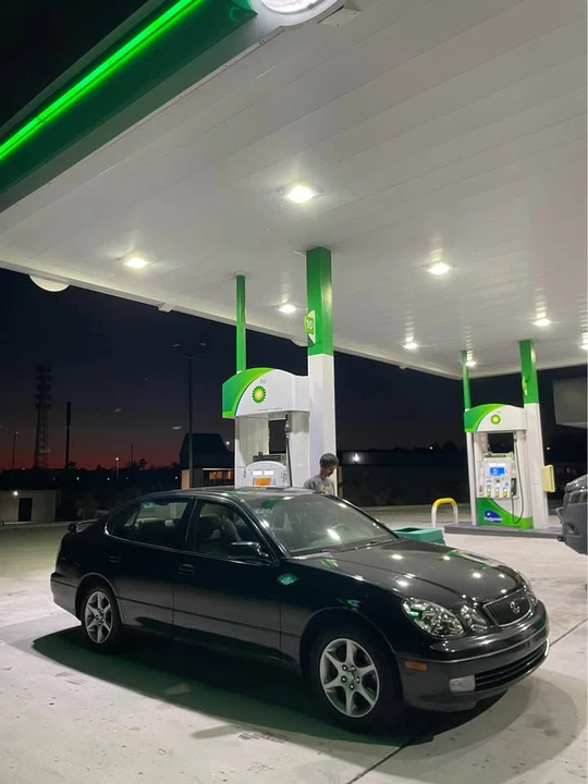 2004 Lexus GS 2nd Gen - Image 2 of 5